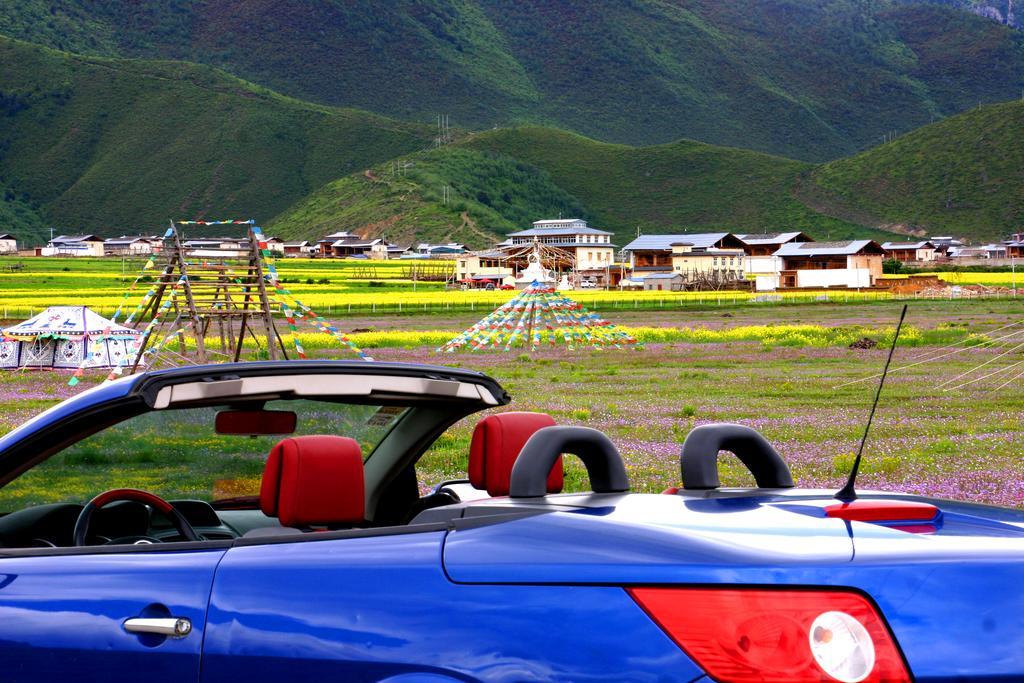 Shangri-La Lao Shay Youth Hostel Екстериор снимка
